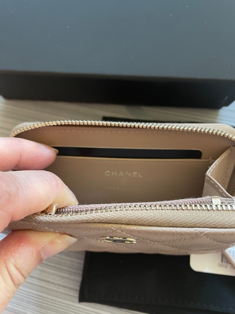 NIB CHANEL Quilted Zip Card Wallet in Dark Beige - Picture 6 of 9